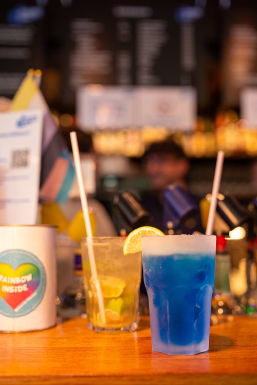 diversityBar_Drink_Blau-Gelb.jpg